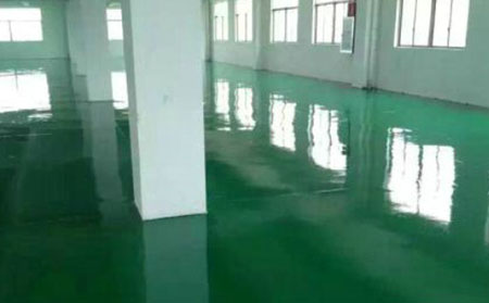 環氧樹脂自流平地面的做法與施工注意事項是什么？